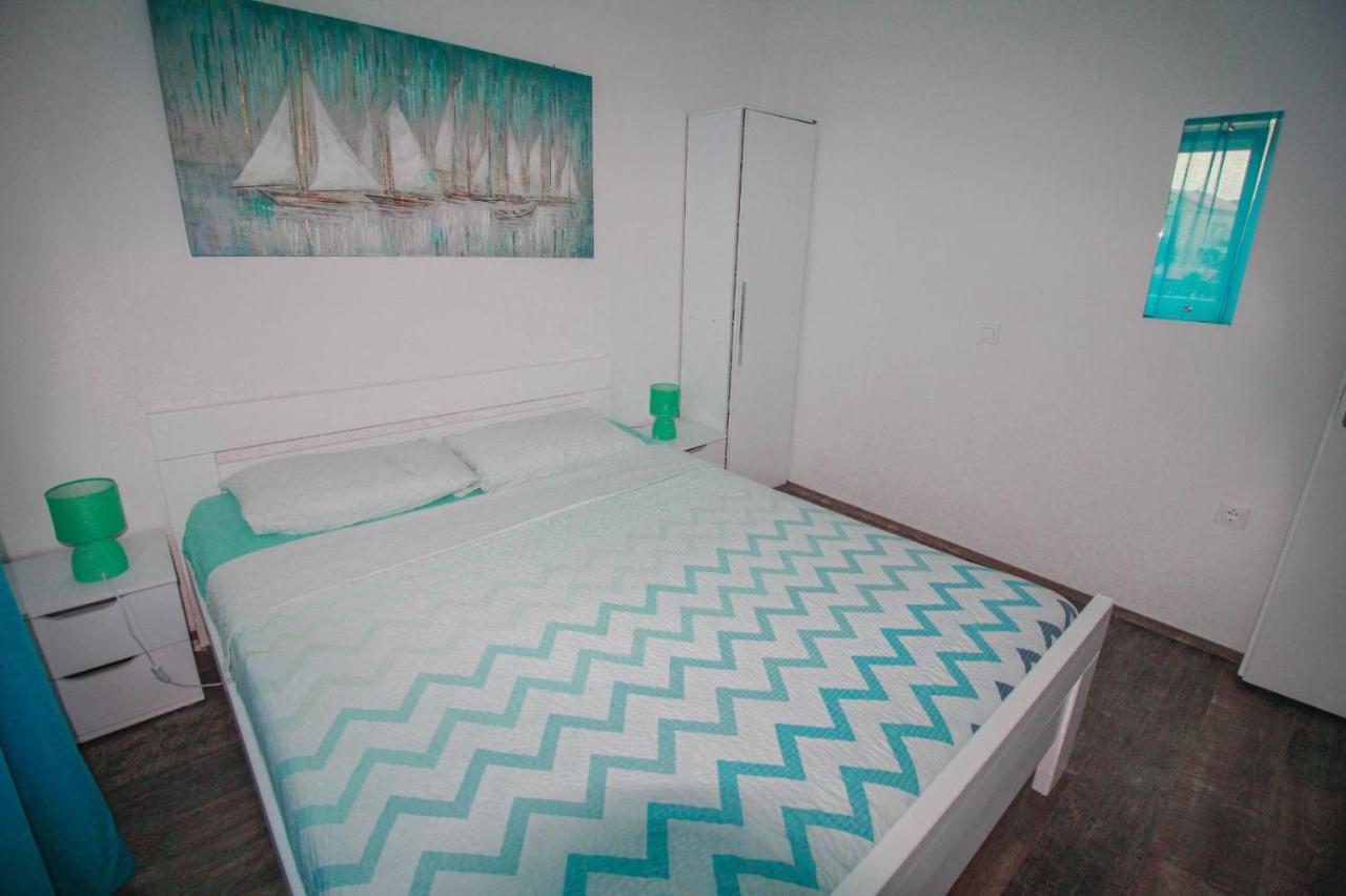 Apartman Mirno More Selce Kültér fotó