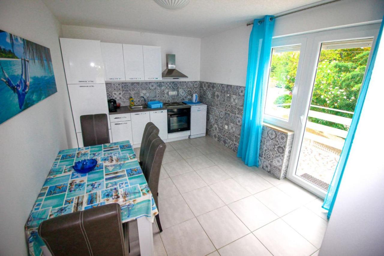 Apartman Mirno More Selce Kültér fotó