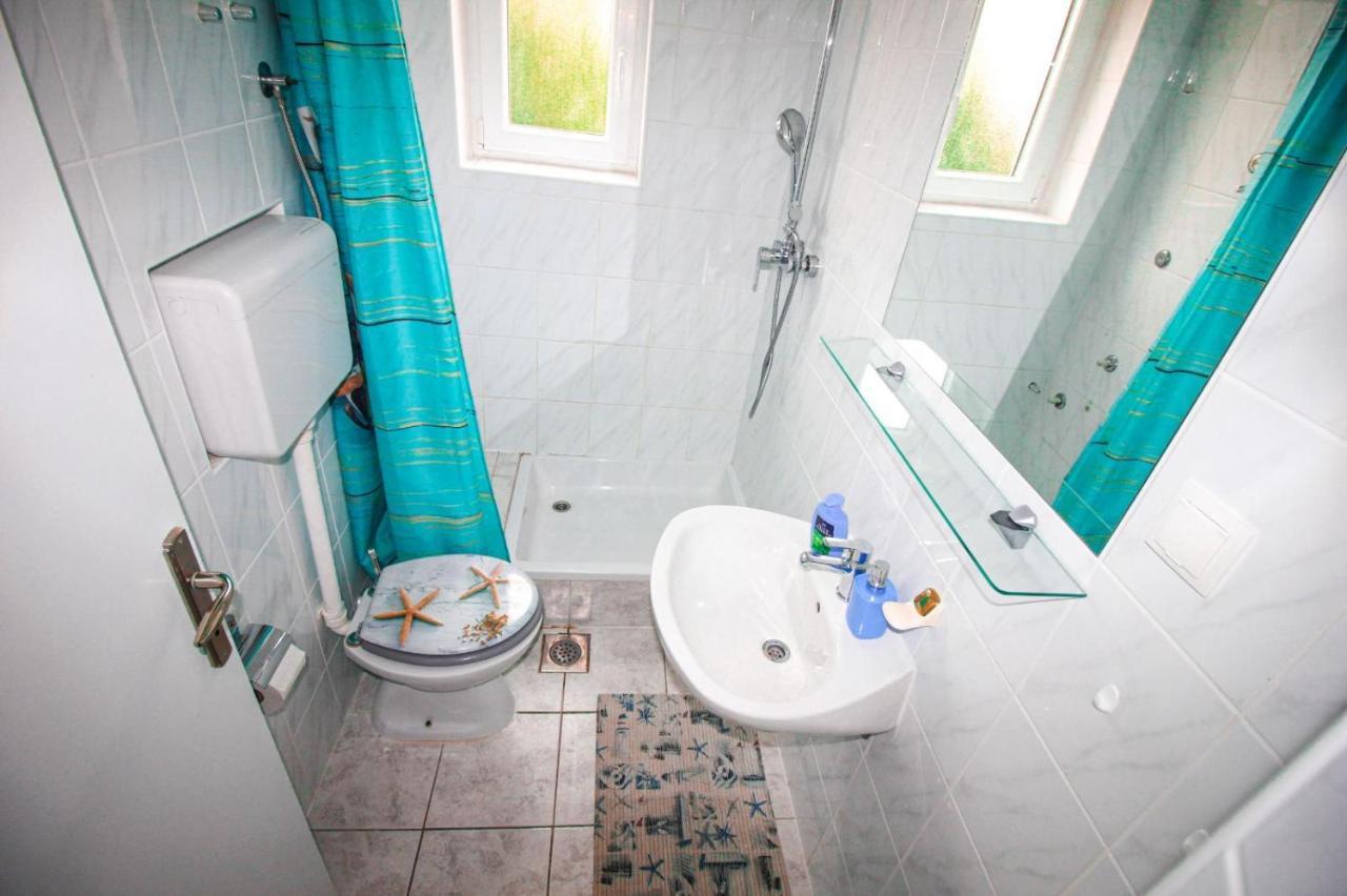Apartman Mirno More Selce Kültér fotó