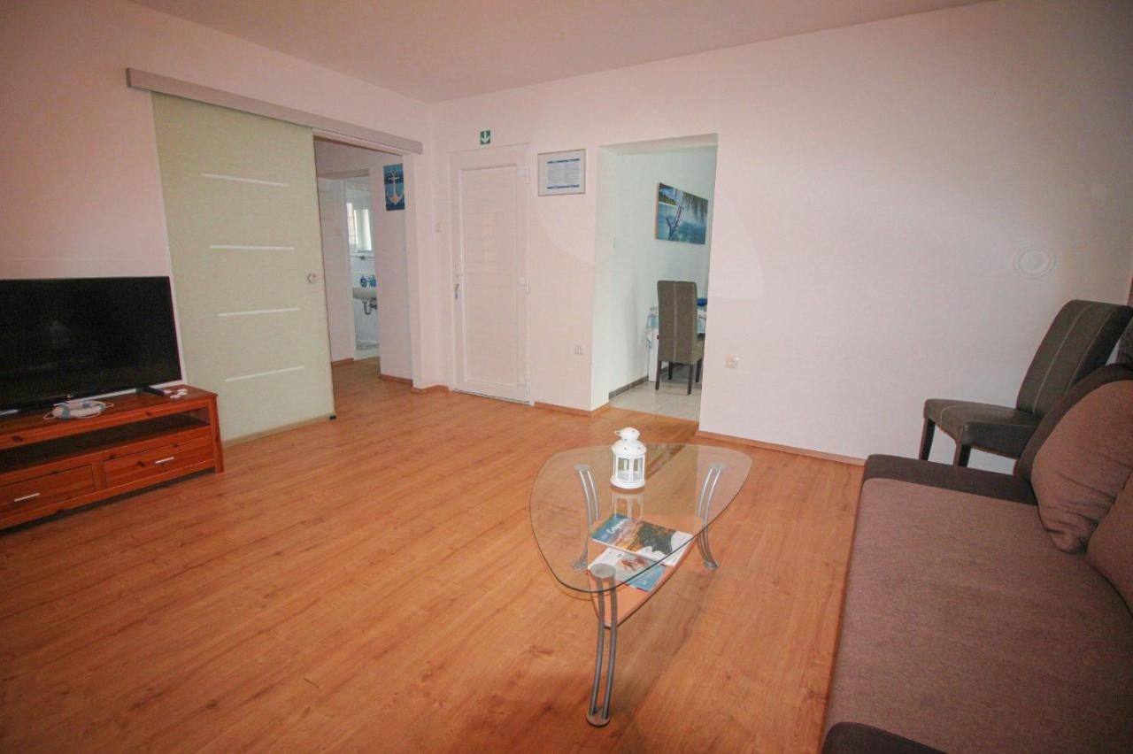 Apartman Mirno More Selce Kültér fotó