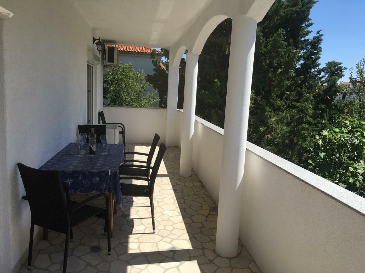 Apartman Mirno More Selce Kültér fotó